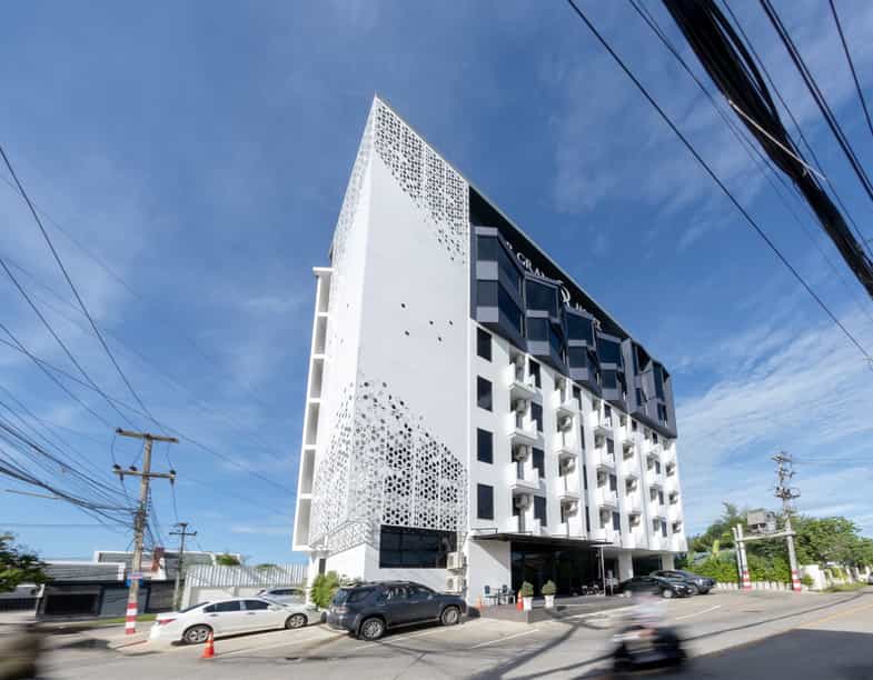 SR Grand Hotel — photo 16