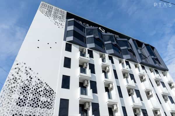 SR Grand Hotel — photo 18